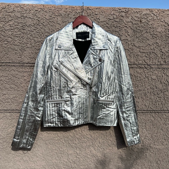 Silver Metallic Leather Jacket - Picture 9 of 10